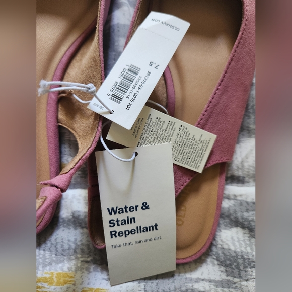 Pink sling back flats - Picture 3 of 3